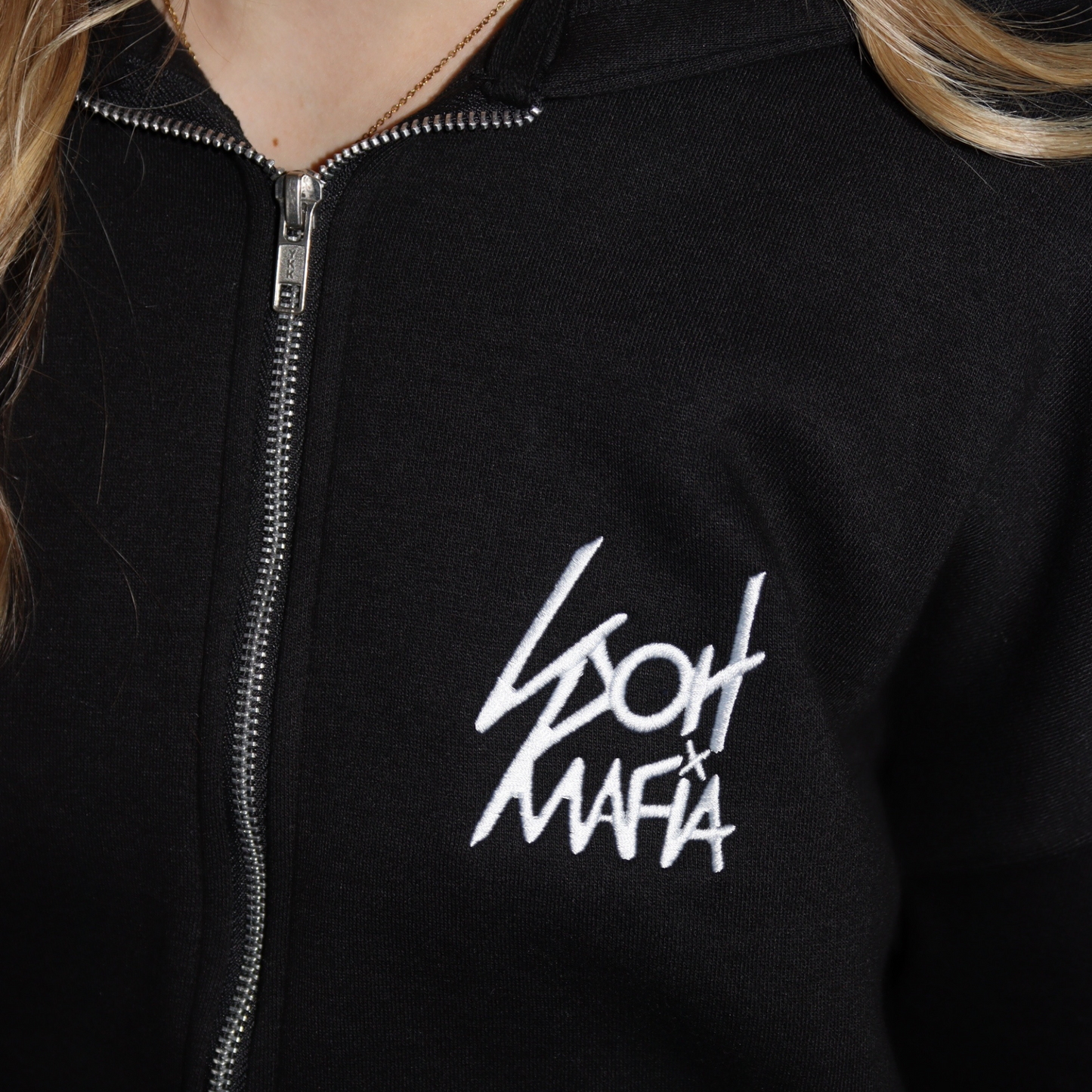 LUXURY - OVERSIZED ZIPPER / BLACK